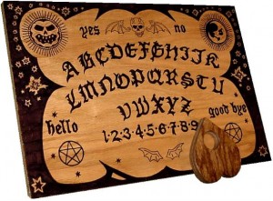 Ouija board Talvez a única forma de conseguir uma frase élfica "correta".